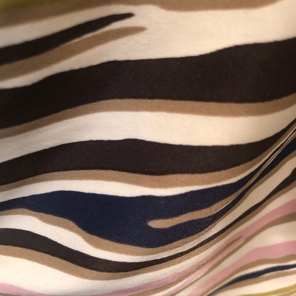 Becca By Rebecca Virtue Striped Halter Style Ruffle Skirt 1PC Swimsuit Sz. M - Picture 7 of 9